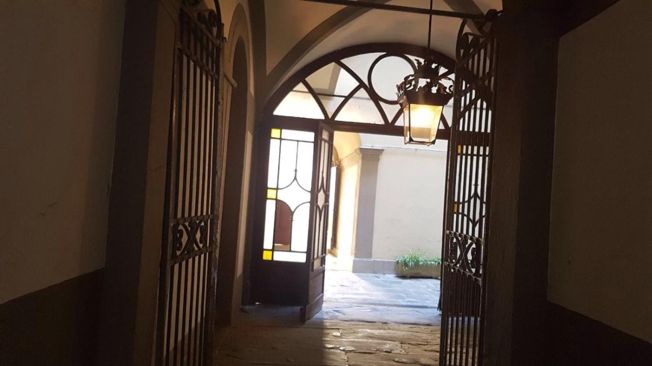 Cynthia'S Garden - Apartment With Private Garden In Santa Croce 佛罗伦萨 外观 照片